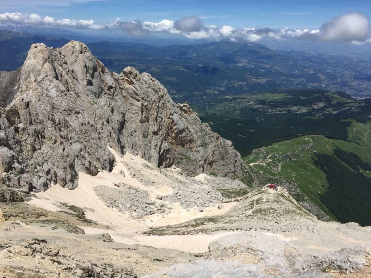 Natour L'Ostello Per I Camminatori Barisciano Eksteriør billede